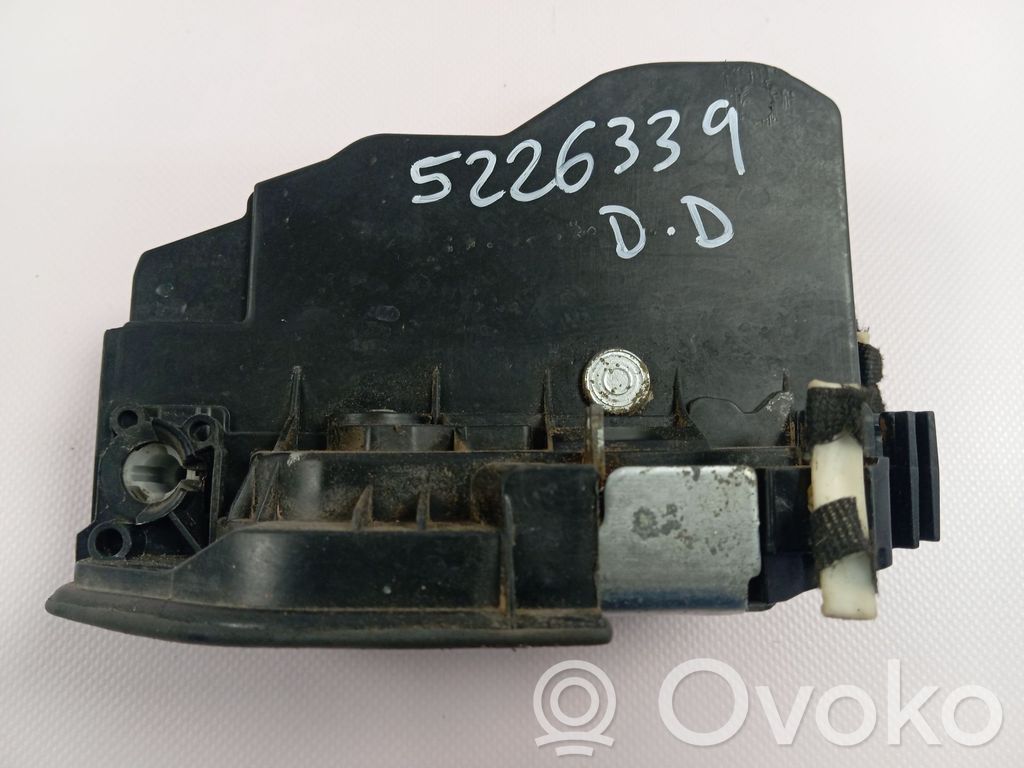 Cerradura de puerta delantera   51217229462,7202150,51217202146