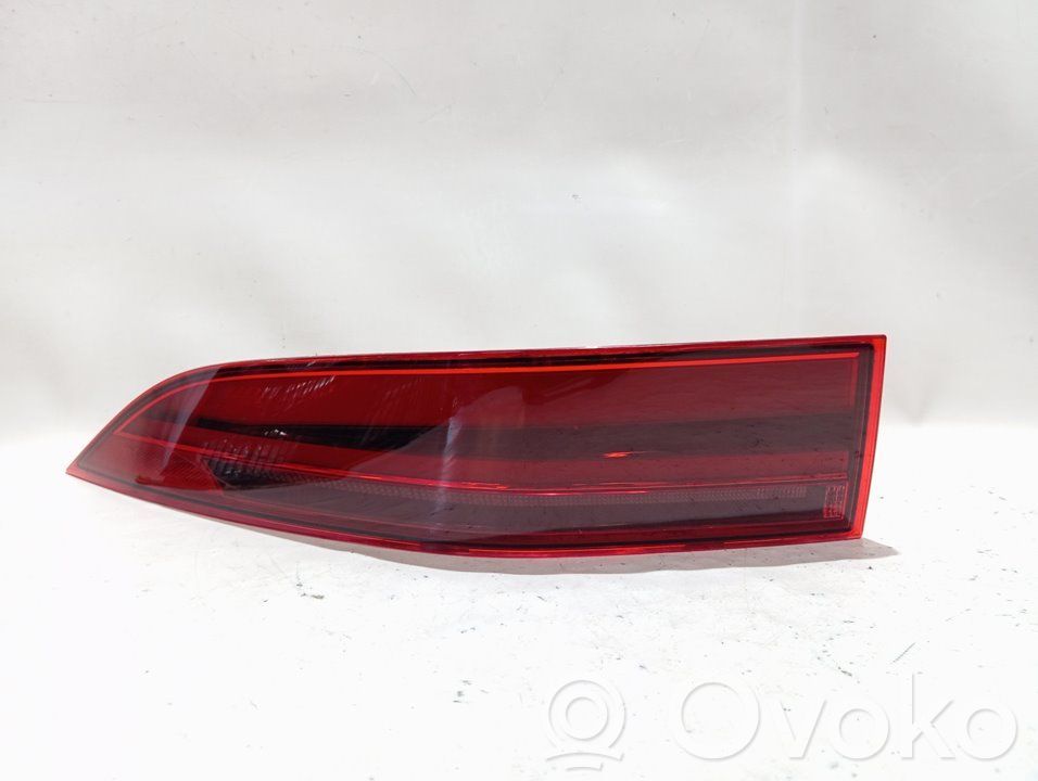 Rear/tail lights   J9C313405CC,J9C18639,J9C313405CC