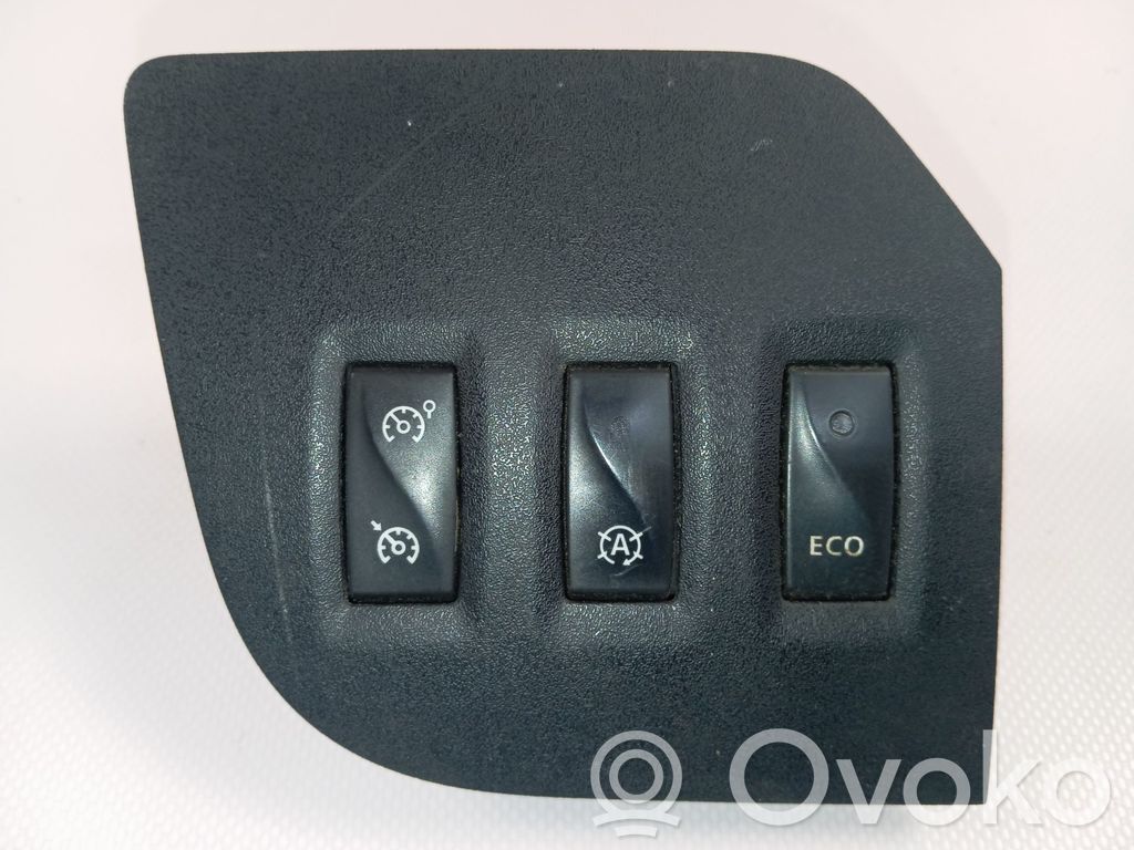 Multifunctional control switch/knob   684950002R