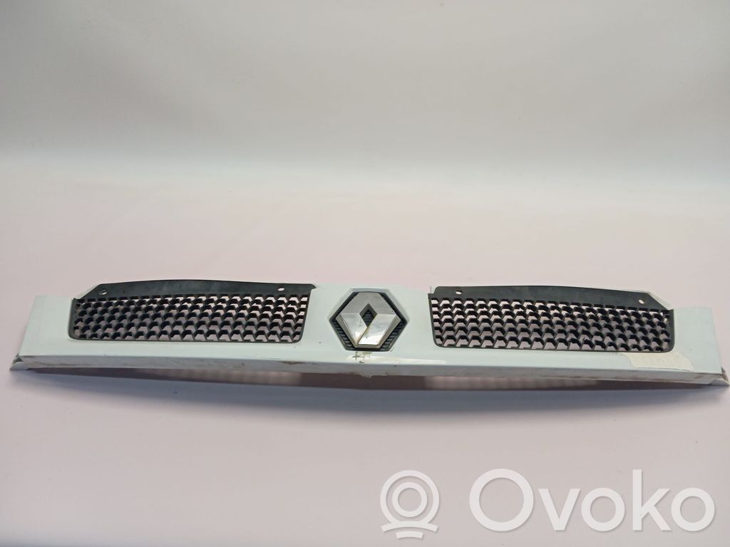 Renault Master II Grilă față 