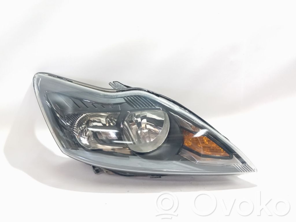 Headlight/headlamp   1754444