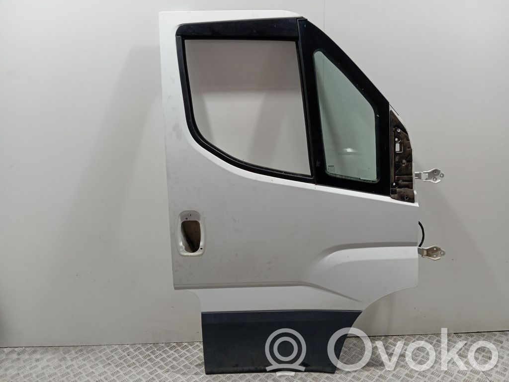 Puerta delantera   5801519999,580151999900