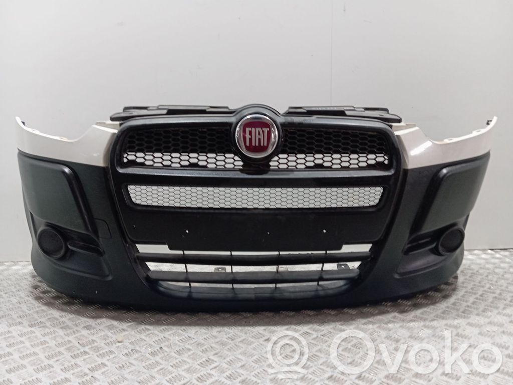 Fiat Doblo Parachoques delantero 
