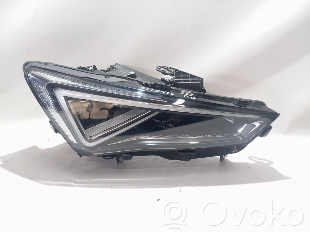 Scheinwerfer   5FB941774G