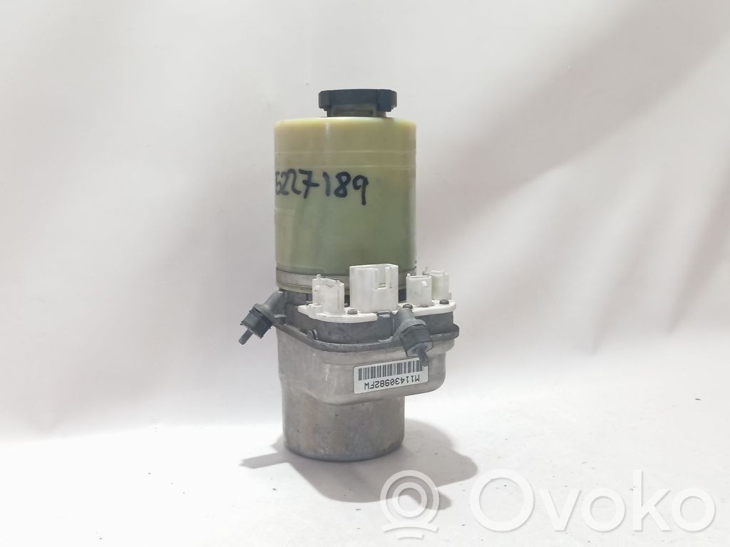 Ohjaustehostimen pumppu   93190150