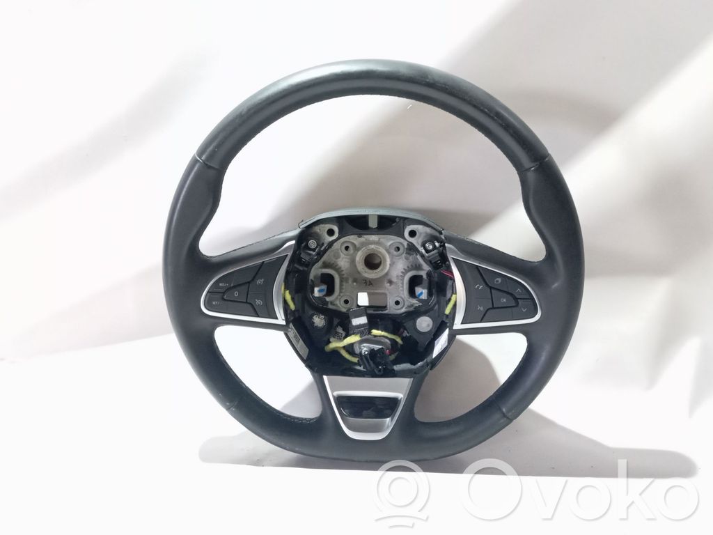 Renault Megane IV Lenkrad 