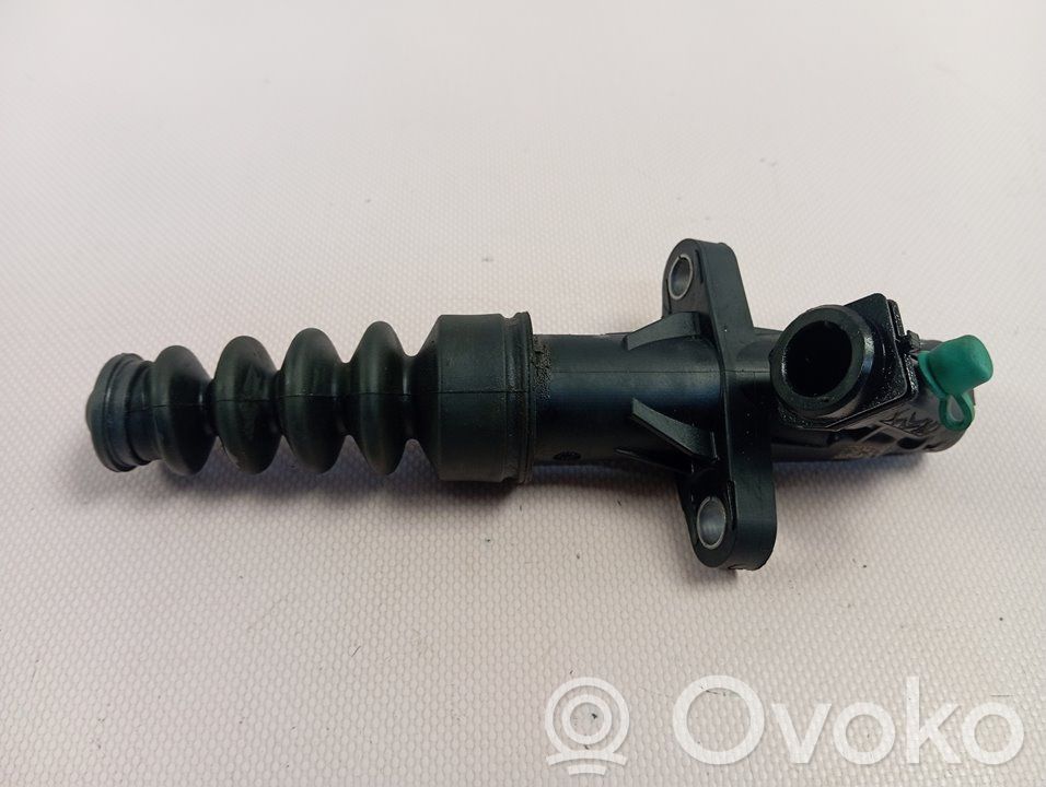 Opel Corsa F Pedał sprzęgła 