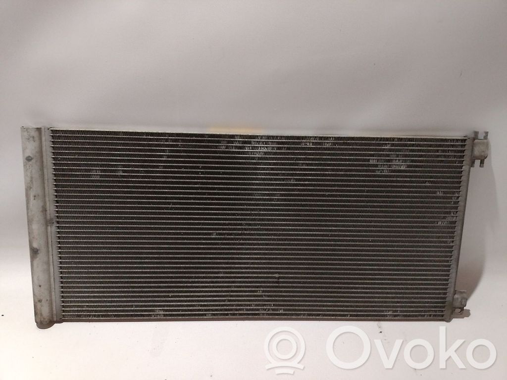 Opel Vivaro Radiator răcire A/C (condensor) 