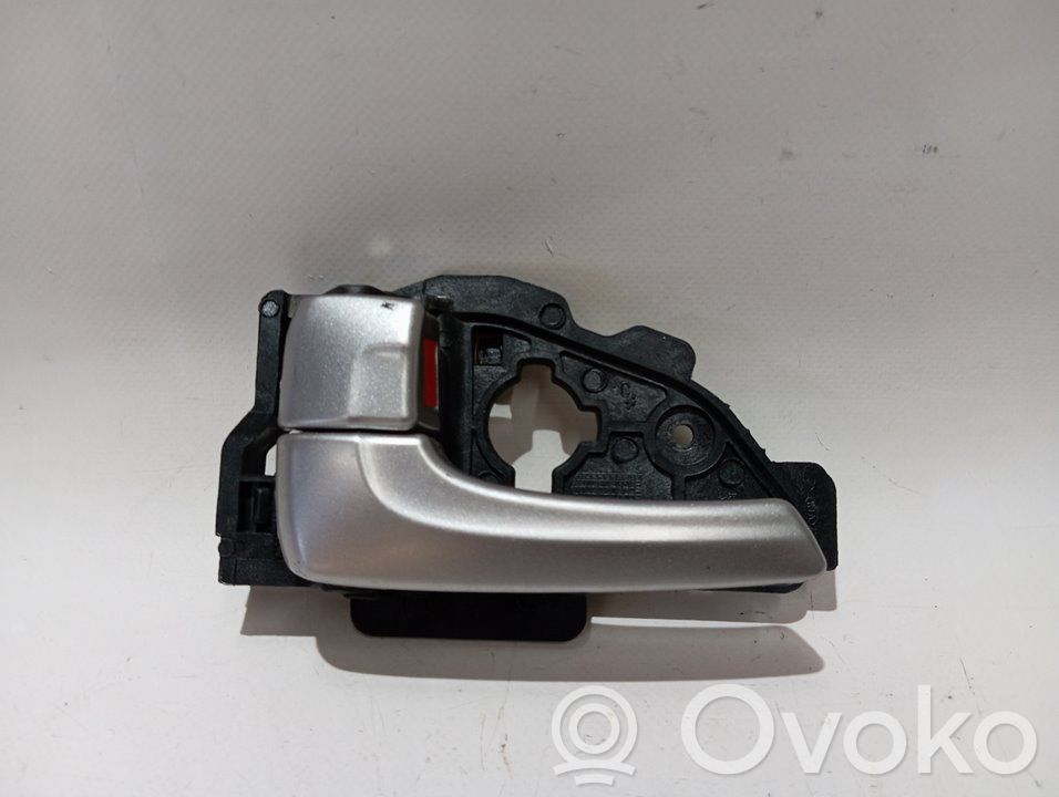 Hyundai ix35 Manecilla interna puerta trasera 