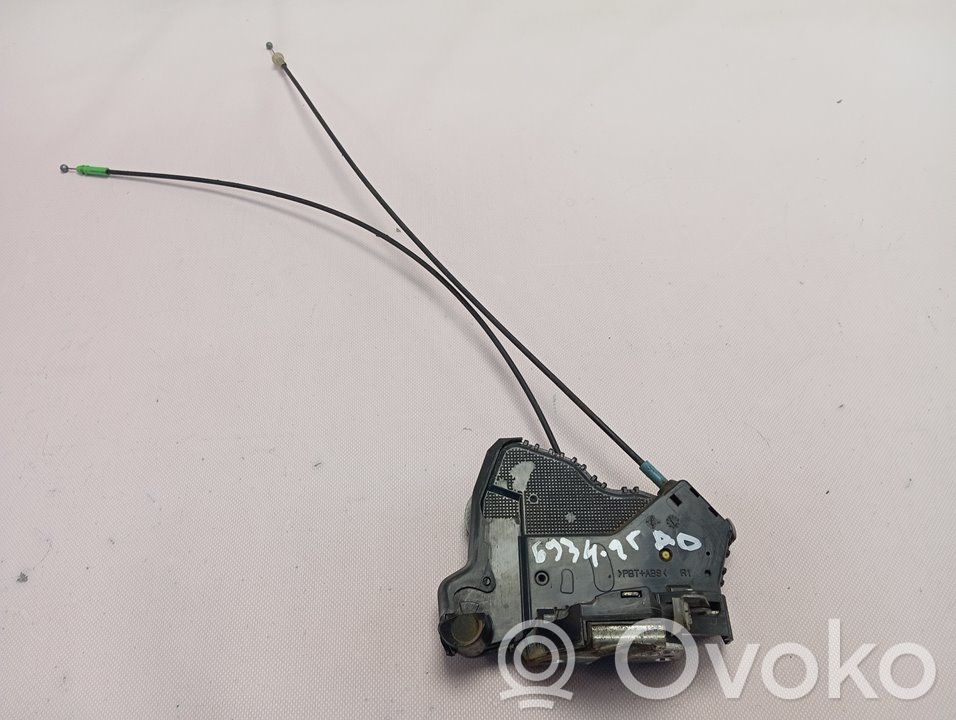 Toyota iQ Etuoven lukko 