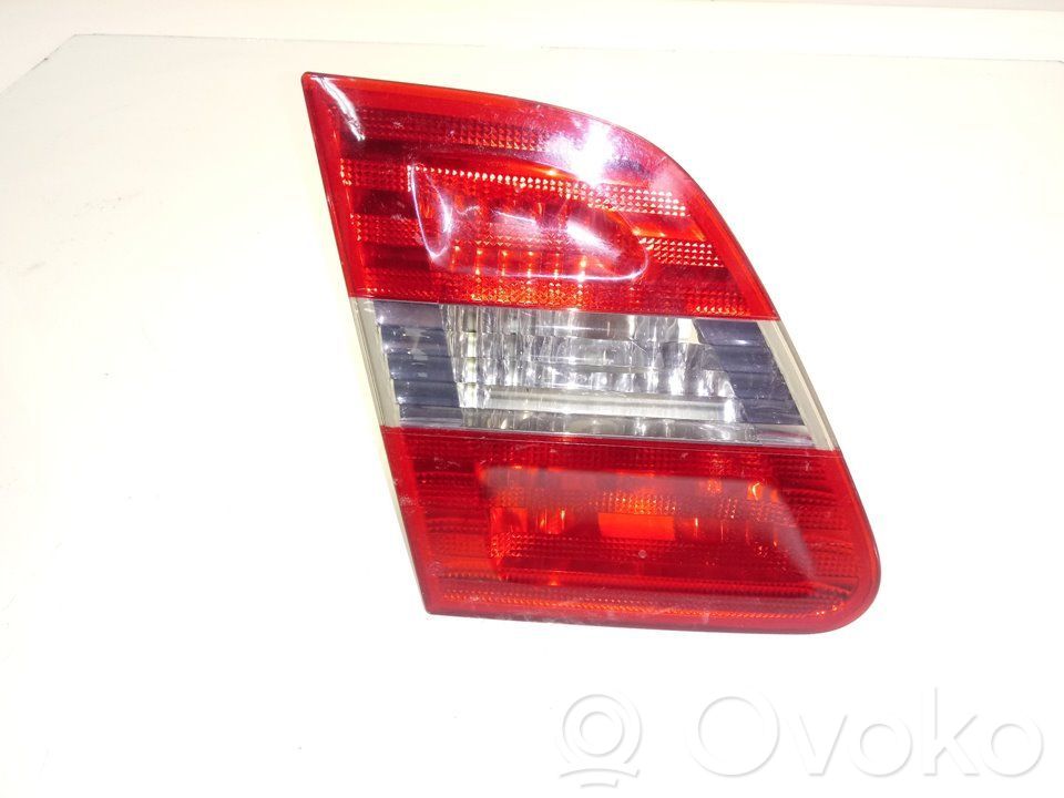 Mercedes-Benz B W245 Etuajovalon polttimo 