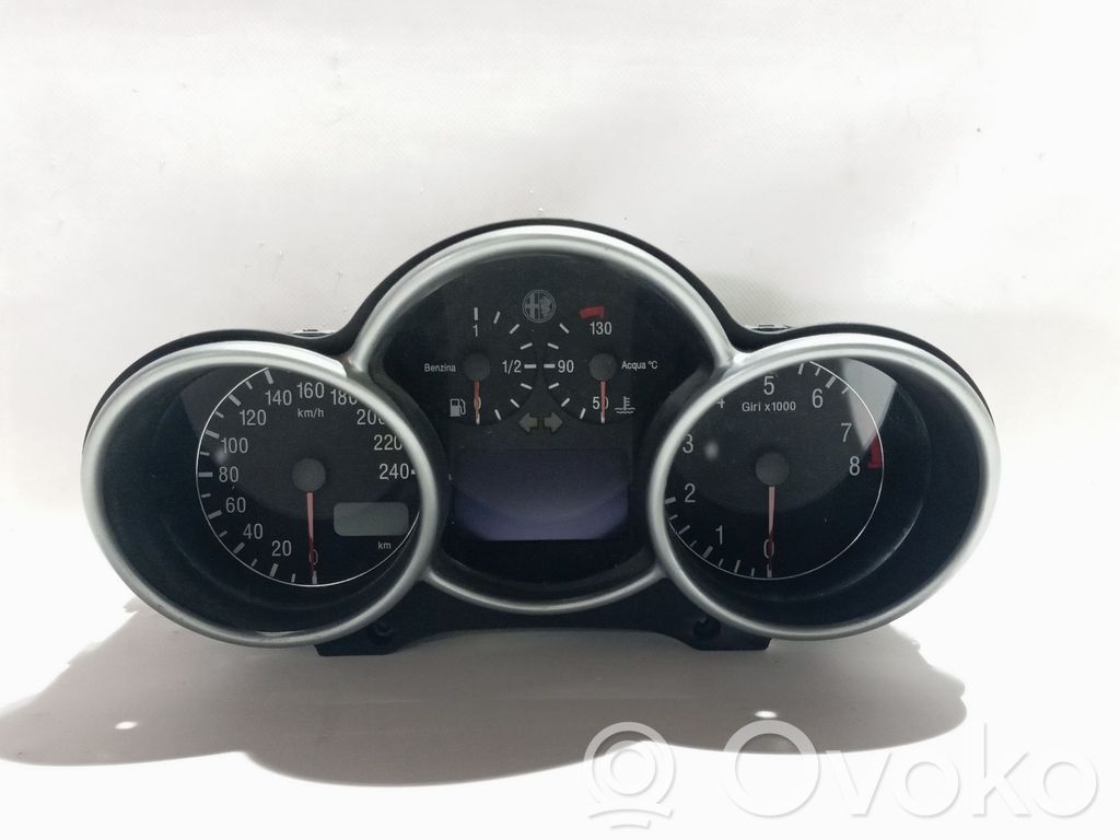 Alfa Romeo 147 Vitezometru (grup de instrumente)