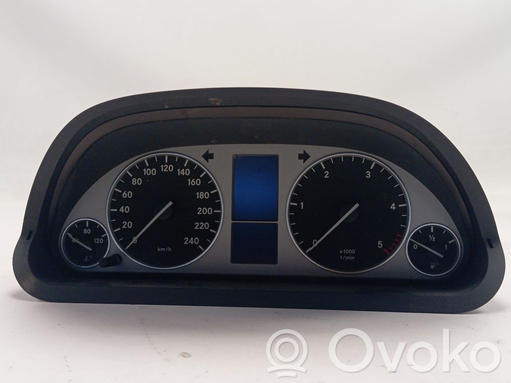 Mercedes-Benz B W245 Tachimetro (quadro strumenti) 