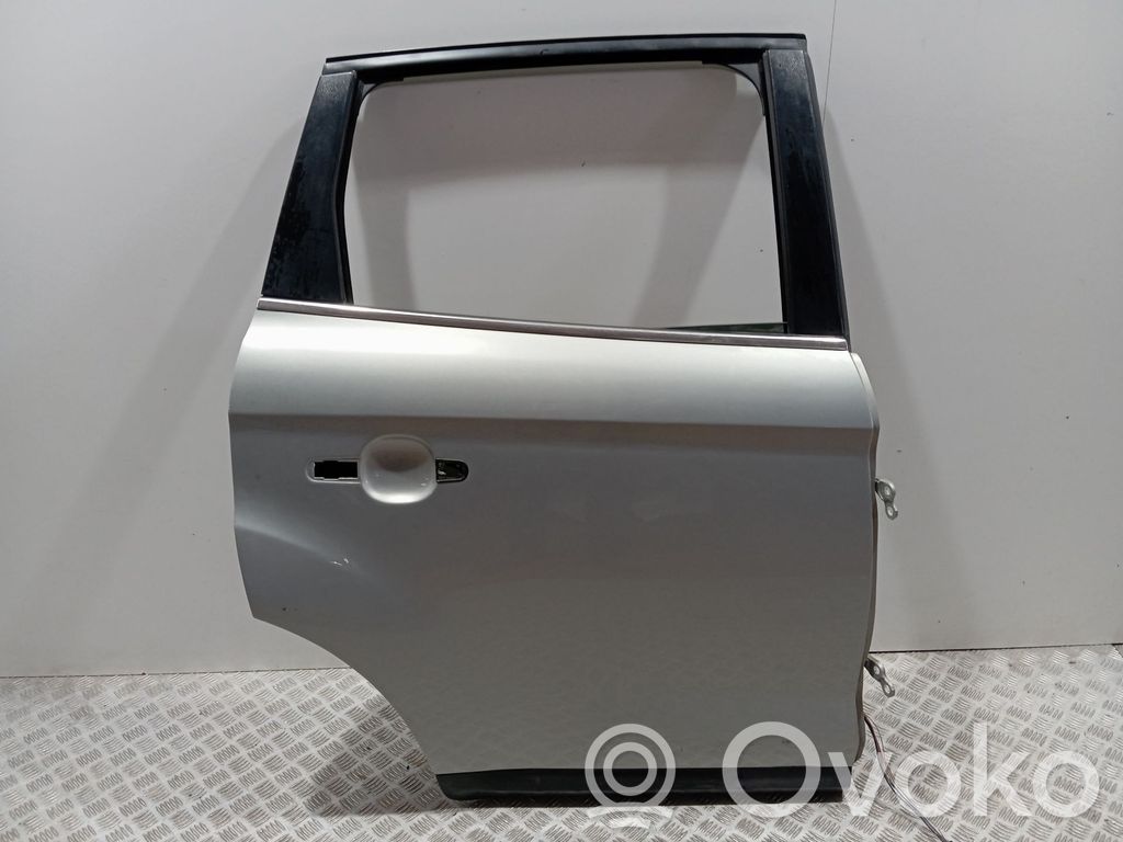 Ford Kuga I Rear door