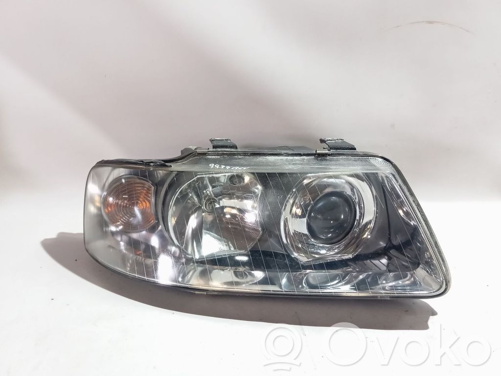 Audi A3 S3 8L Lampa przednia 