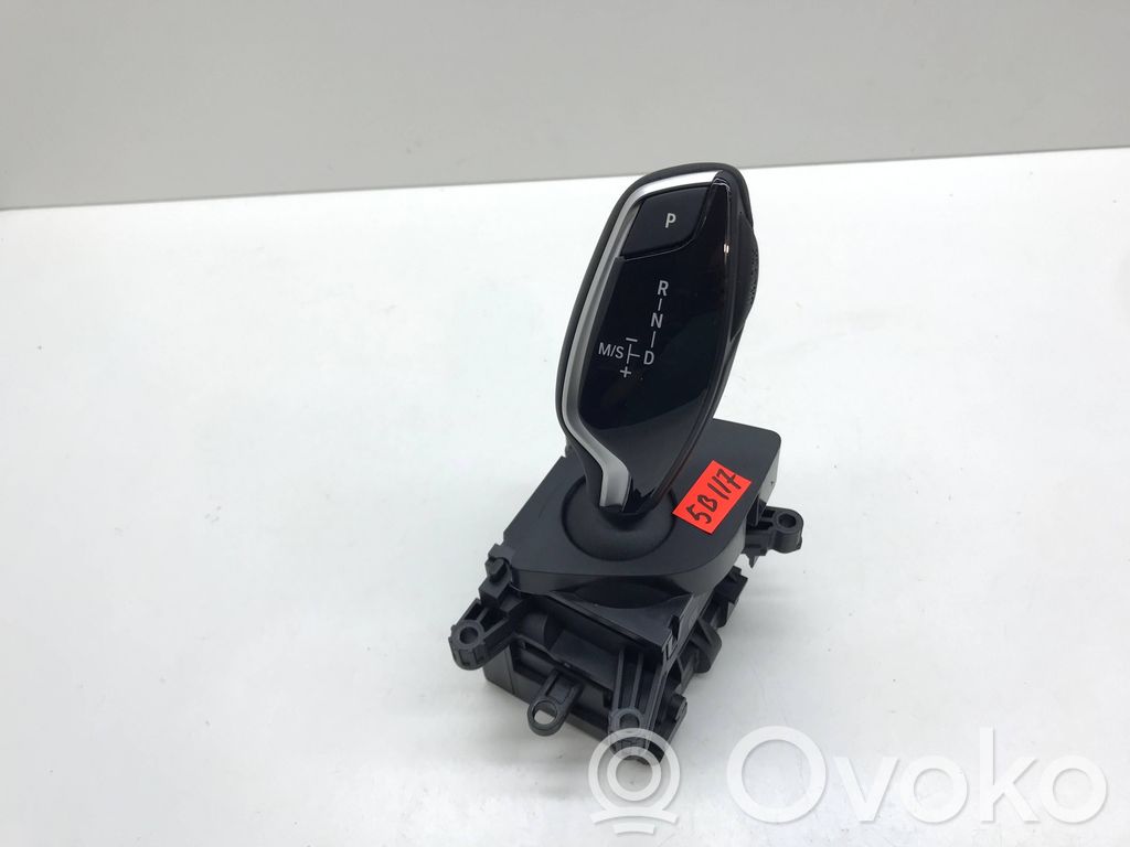 BMW 5 G30 G31 G38 Lewarek zmiany biegów / dolny 