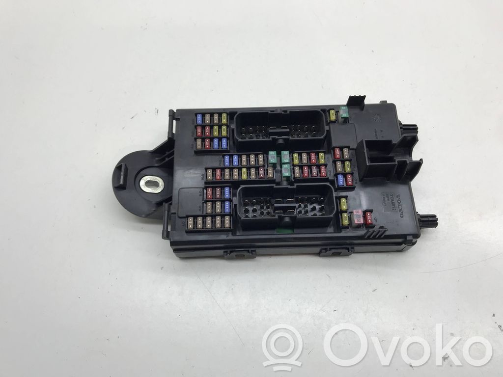 Módulo de fusible   31682732,K067R,0034801