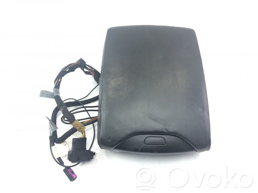 Armrest   51167077526,51167077526,51167040342,51167040342,51167077526,7040342,7077526,8364655