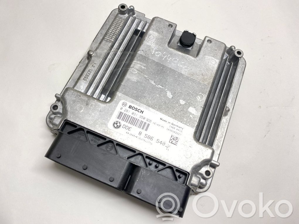 BMW 5 F10 F11 Variklio valdymo blokas 