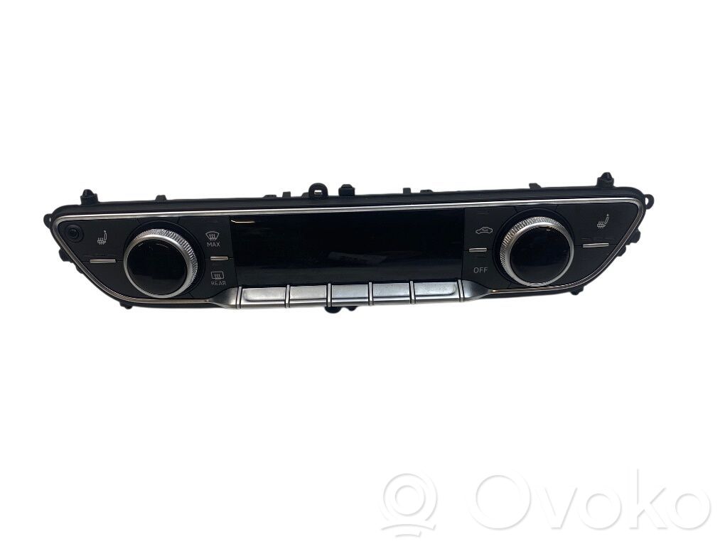Audi S5 F5 Climate control unit 