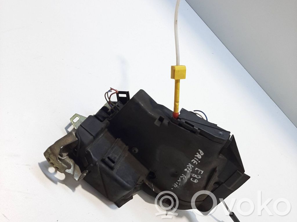 Front door lock   8235113,8352165