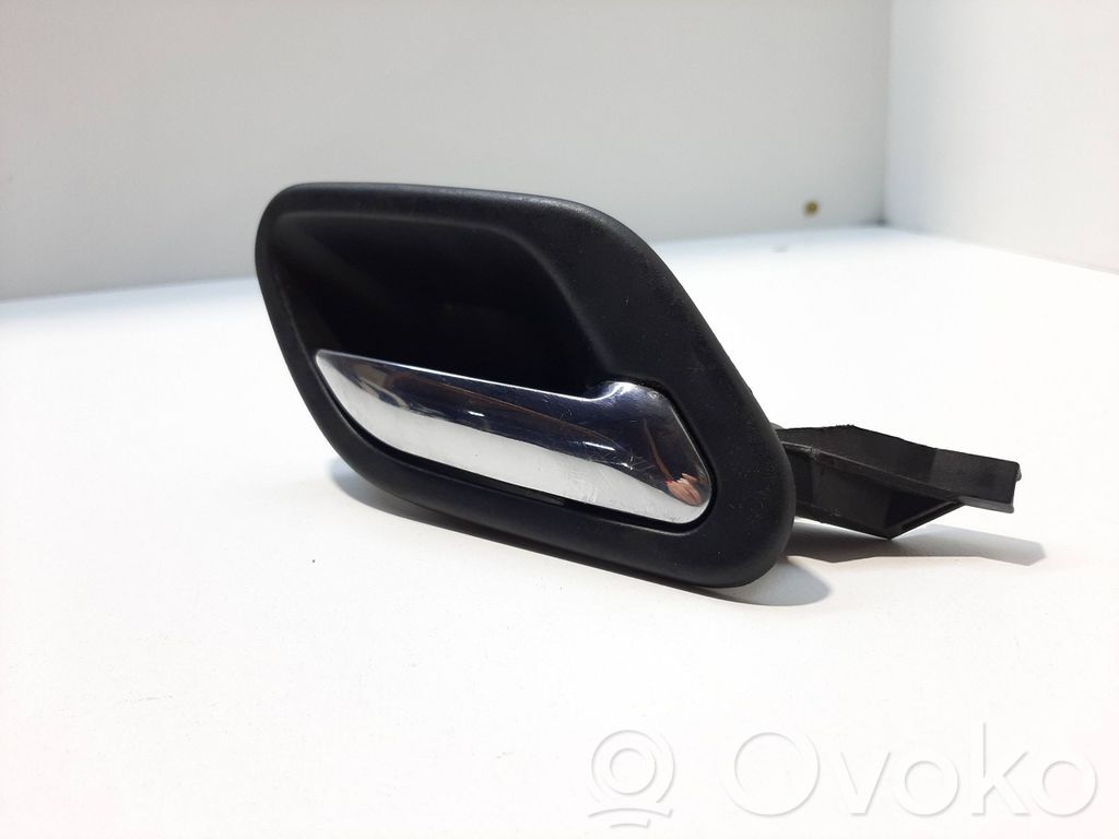 Front door interior handle   8226050
