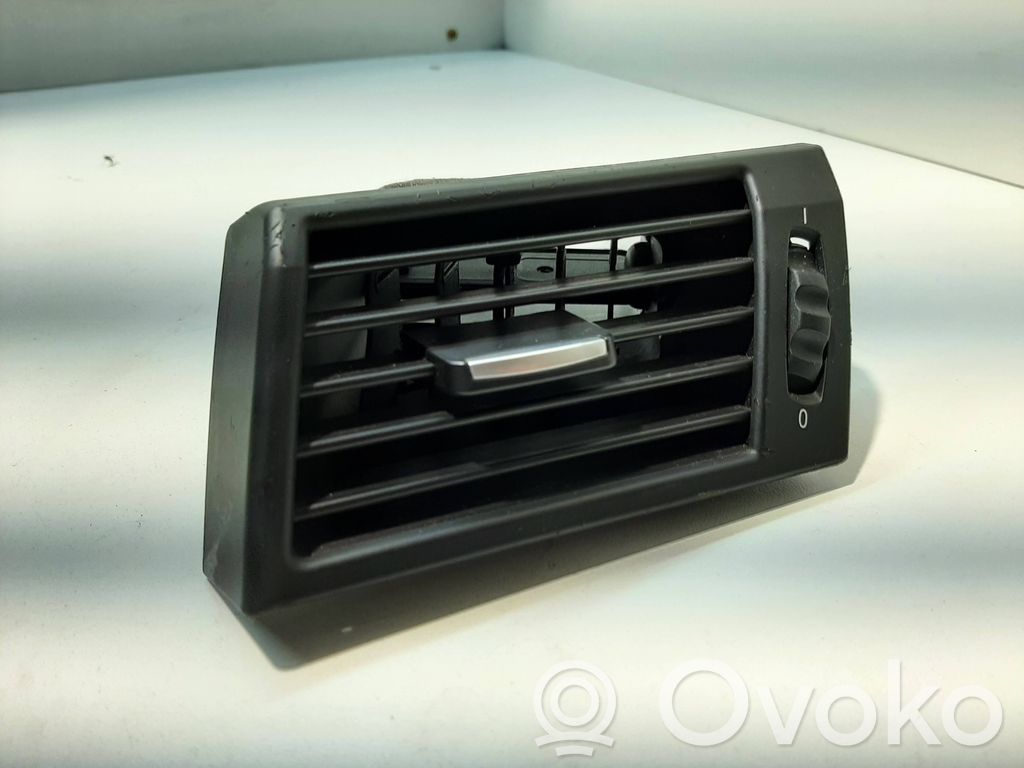 Šoninės oro grotelės   3400075