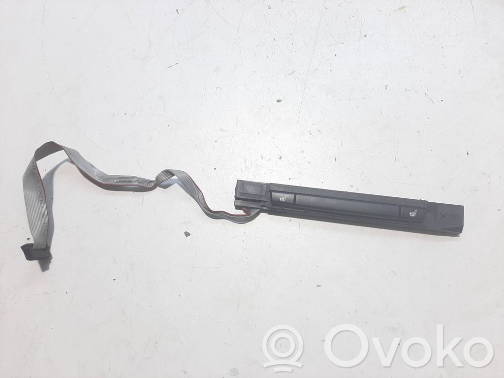 Seat heating switch   658590