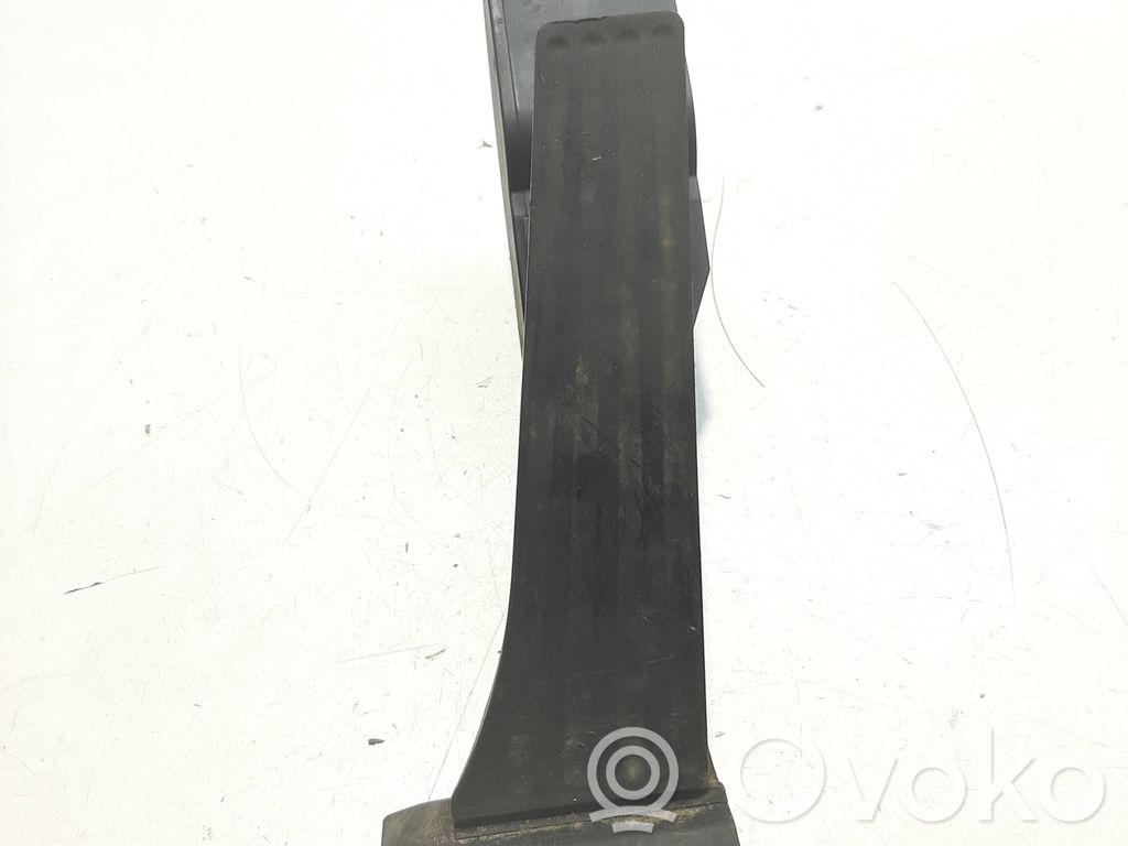 Accelerator throttle pedal   6759724
