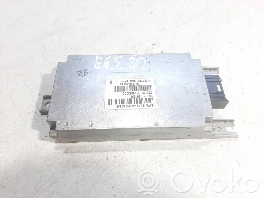 BMW 7 E65 E66 Valdymo balsu modulis 