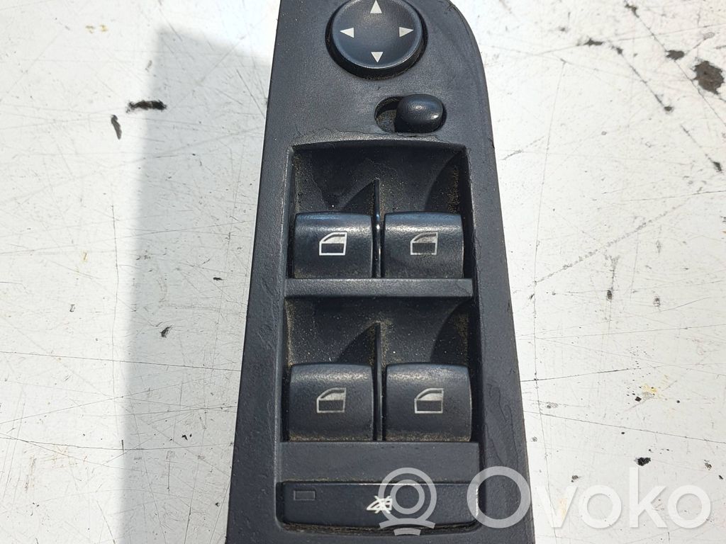 BMW 3 E90 E91 Elektrinių langų jungtukas 