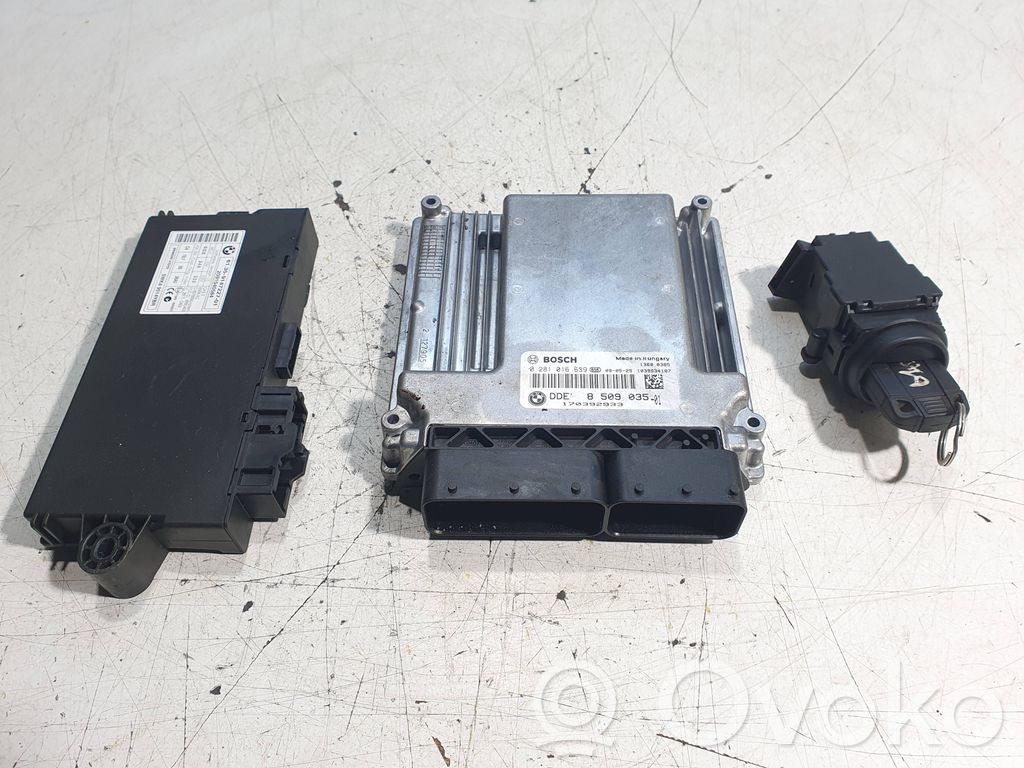 BMW 5 E60 E61 Komputer / Sterownik ECU i komplet kluczy 