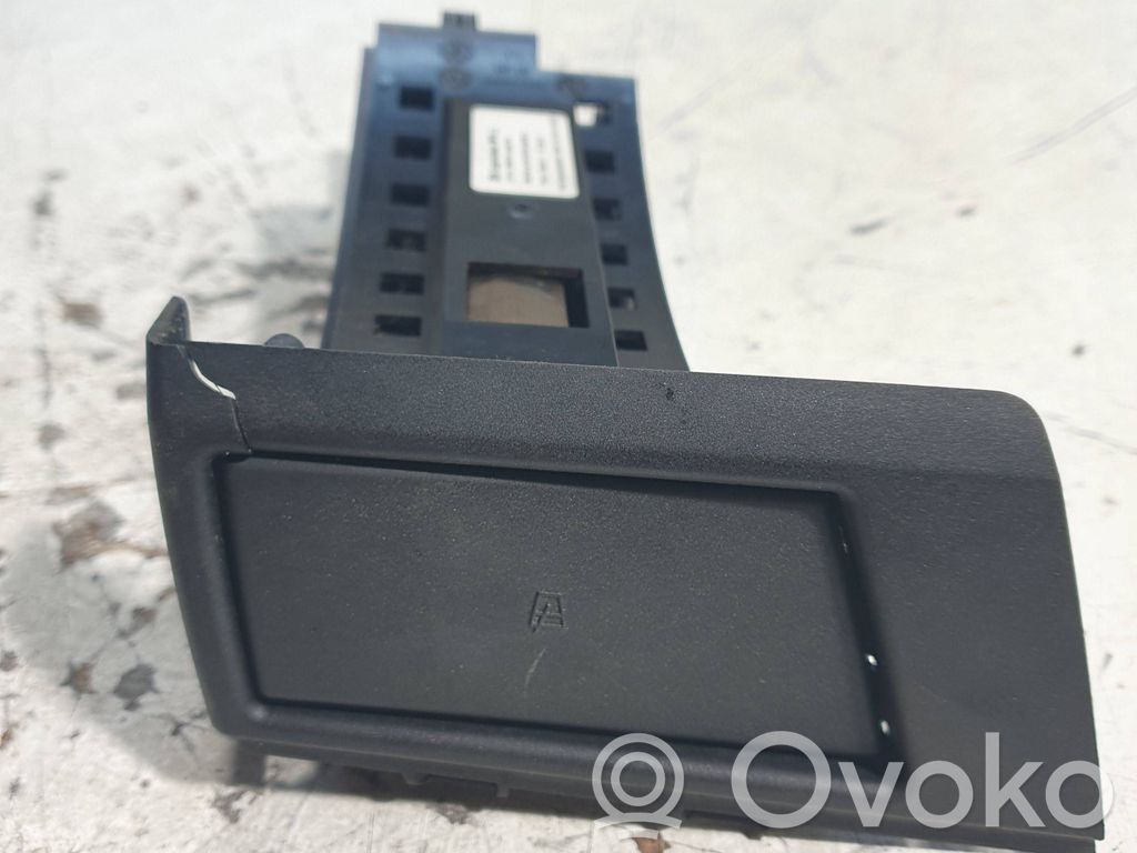 BMW X3 E83 Cup holder 