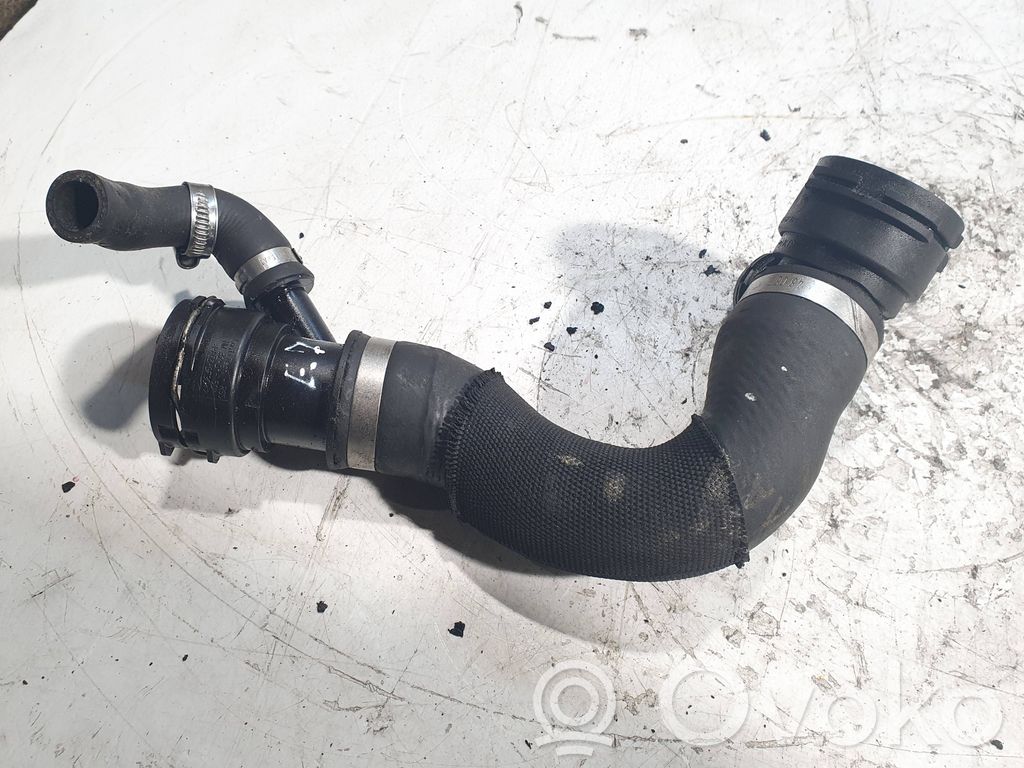 BMW X5 E70 Engine coolant pipe/hose 