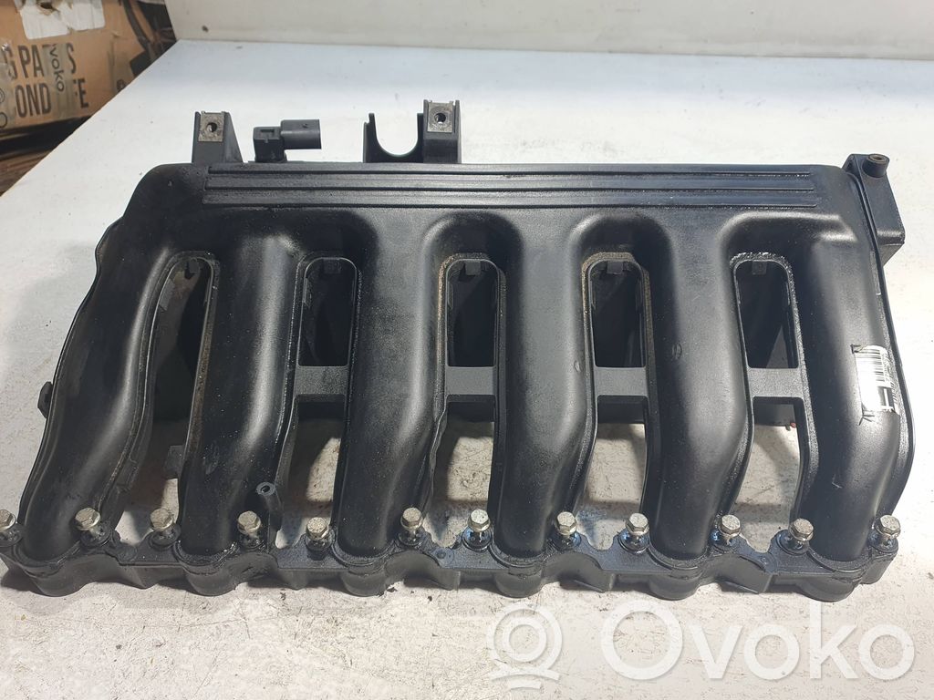 BMW 3 E90 E91 Kolektorius įsiurbimo 