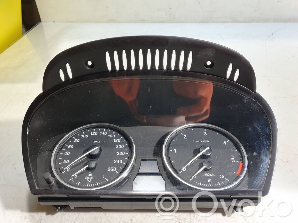 BMW 5 E60 E61 Speedometer (instrument cluster) 