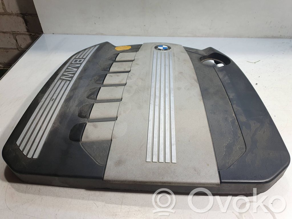 BMW 7 F01 F02 F03 F04 Moottorin koppa 
