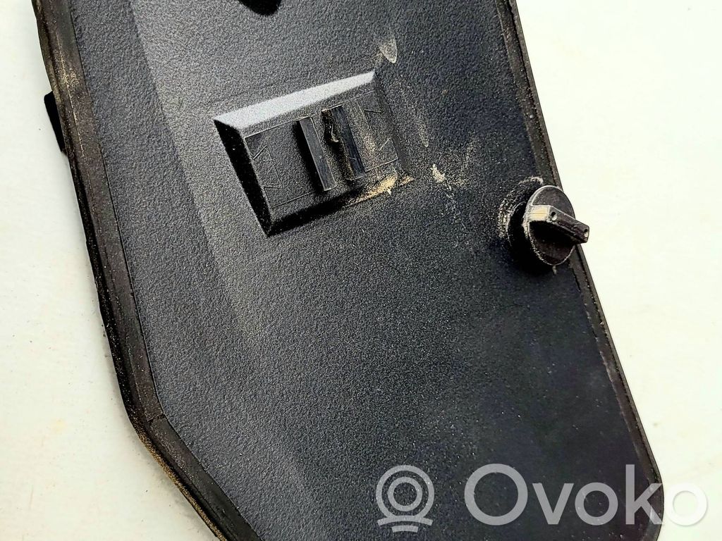 BMW 5 E39 Tail light part 
