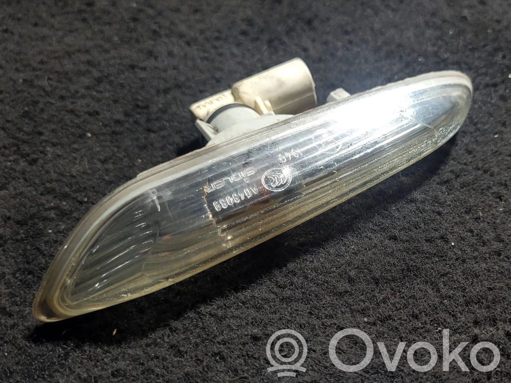BMW 1 E81 E87 Front fender indicator light 