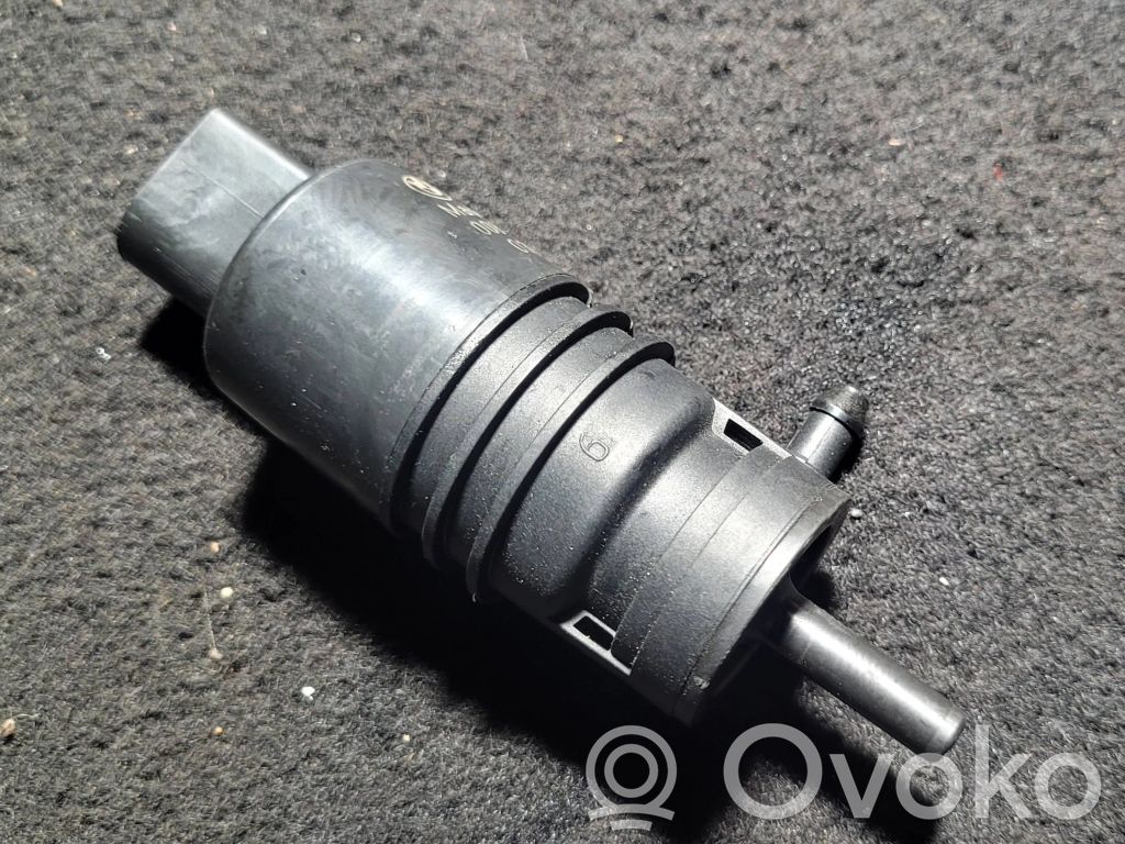 BMW 5 F10 F11 Windscreen/windshield washer pump 