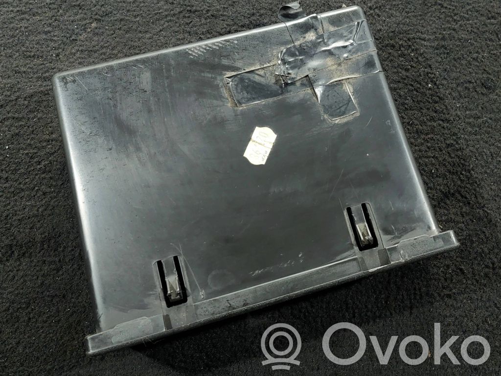 Opel Astra G Compartimiento/consola central del panel 