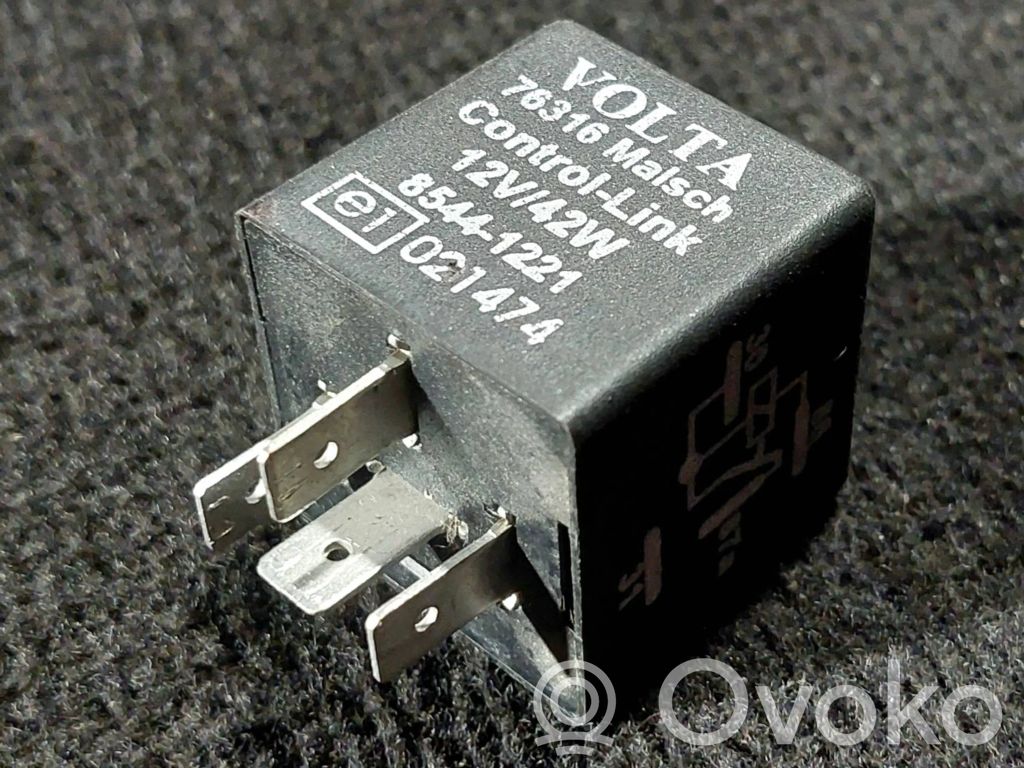 Inne przekaźniki   90191L10K,12V42W,76316M1ECH,85441221,E1021474