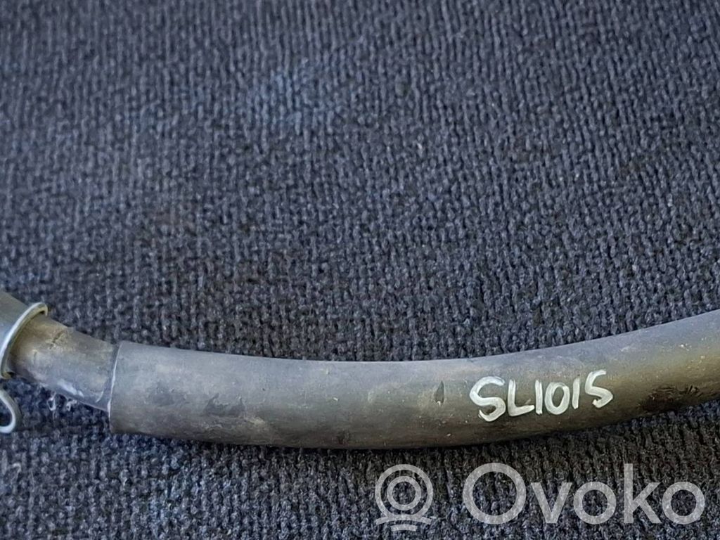Engine coolant pipe/hose