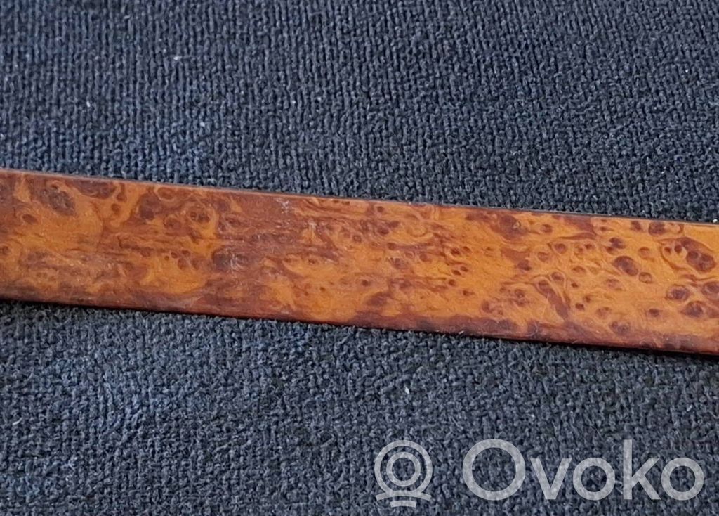BMW 5 E39 Panelės apdaila 