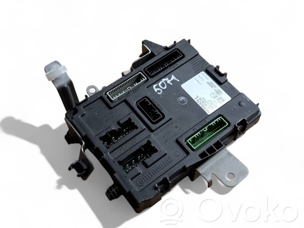 Nissan Qashqai Moduł / Sterownik komfortu 