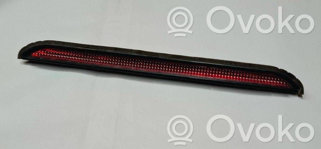 Subaru Legacy Third/center stoplight 