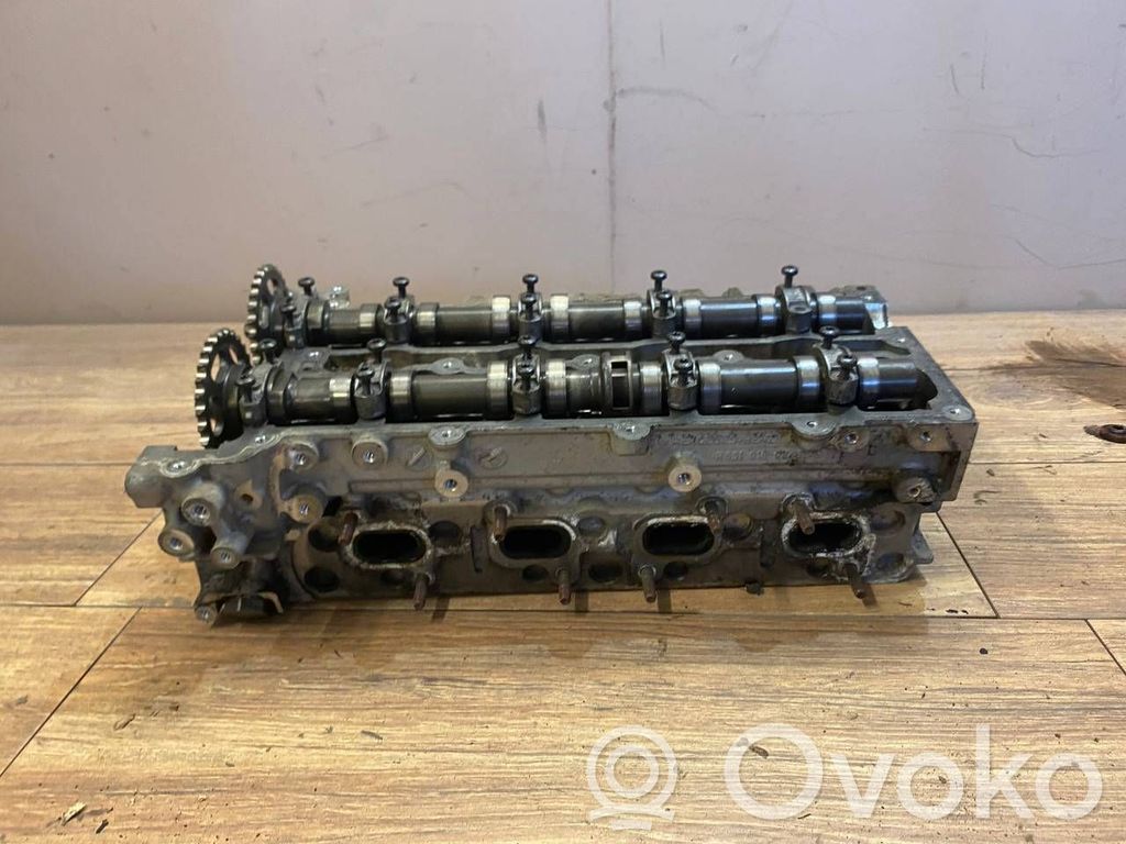 Mercedes-Benz C W204 Engine head 
