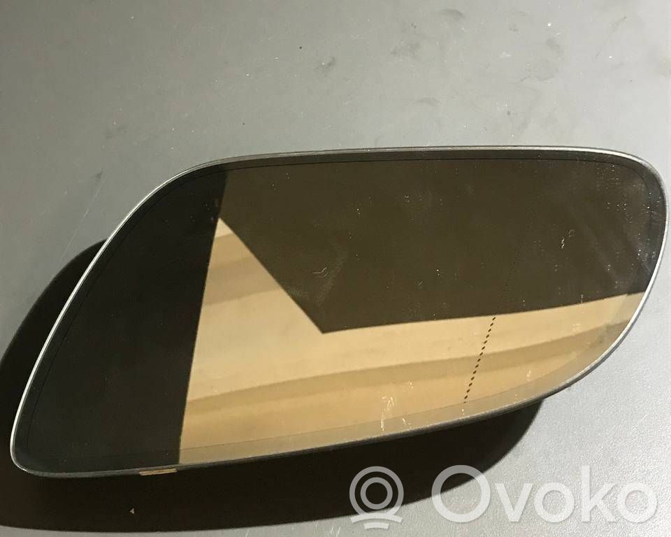 Audi A8 S8 D3 4E Veidrodėlio stiklas 