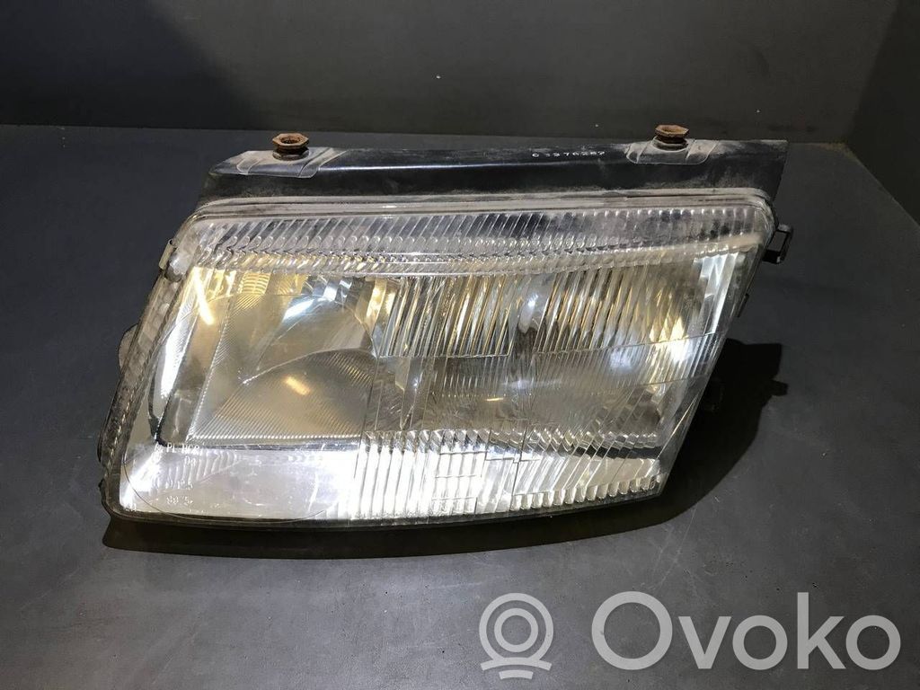 Volkswagen PASSAT B5 Headlight/headlamp 