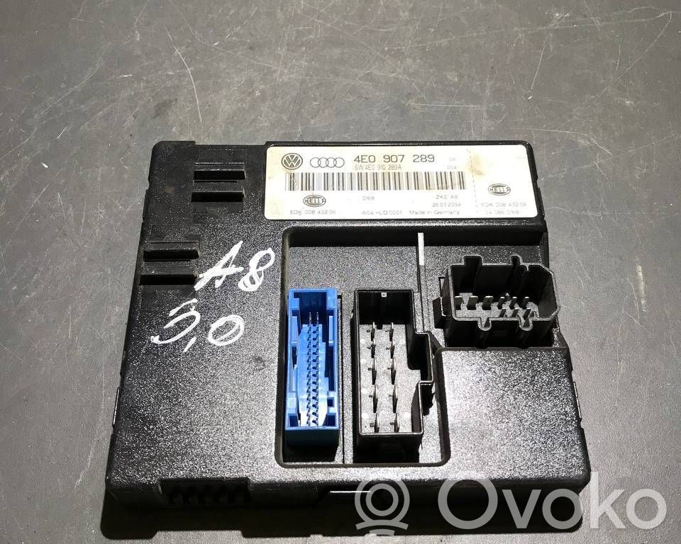 Audi A6 S6 C5 4B Komforto modulis 